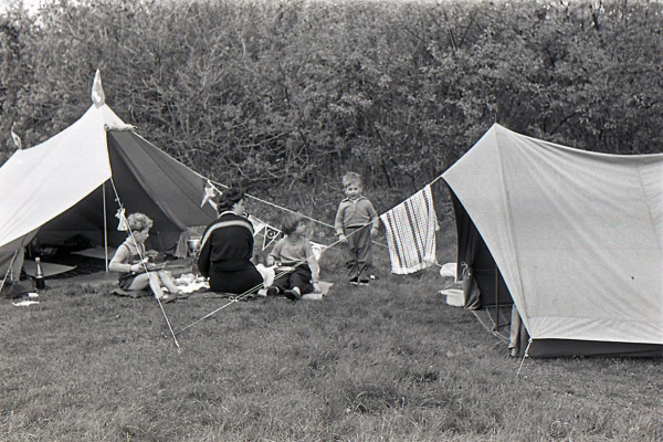 Huizen Hemelvaart 1956.jpg