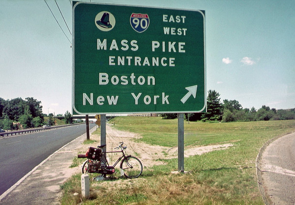 Bord Mass Pike.jpg