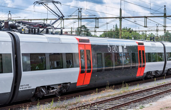 Fietslogo op Zweedse trein.jpg