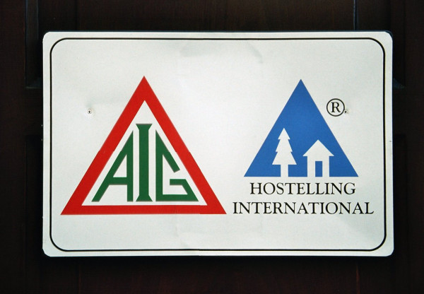 Logo AIG.jpg