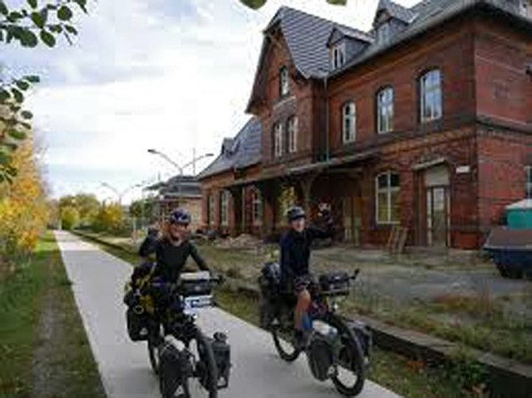 Bahnhof Ballenstedt-West.jpg