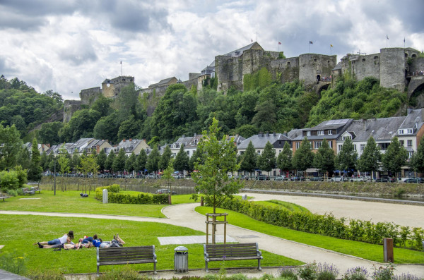 Bouillon_00_0000_vuedepuislecentredebouillon_Laetis.jpg