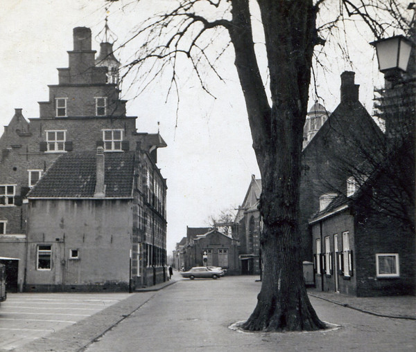 Oude straat.jpg