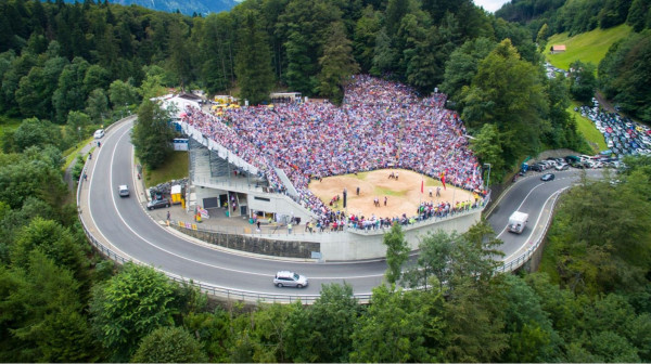 schwingfest Brünig.JPG