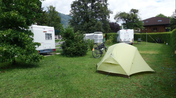 16-9-camping.JPG