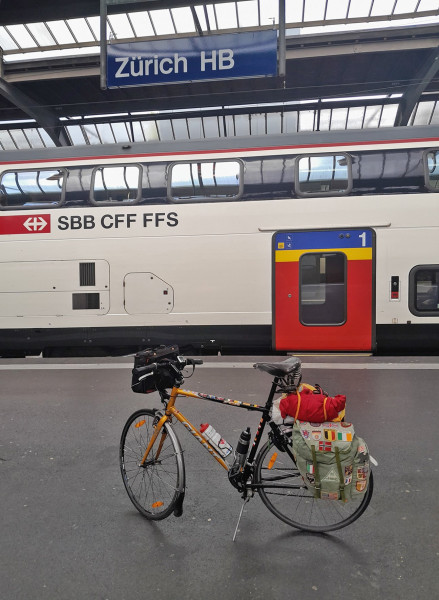 Zürich HBF-1.jpg