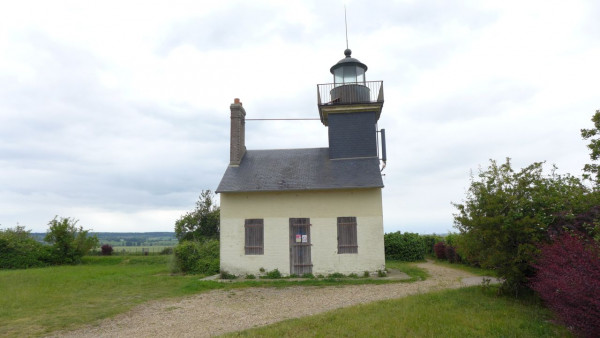 Phare de la Roque I.jpg