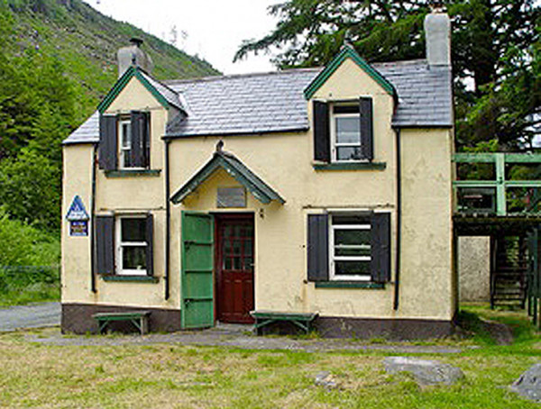 YH Glenmalure.jpg