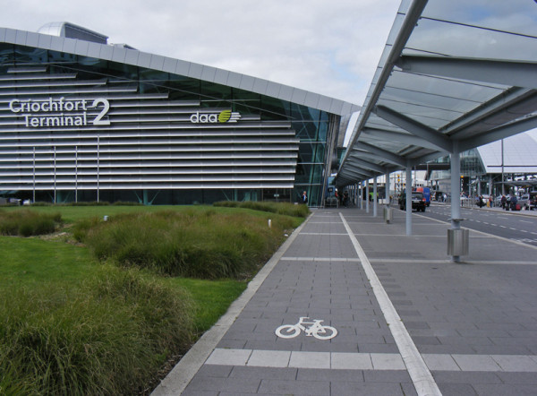 Terminal 2 Dublin.jpg