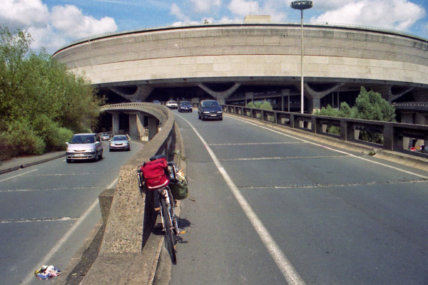 12. Aeroport Ch. de Gaulle.jpg