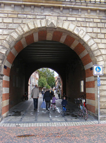 Poort.jpg