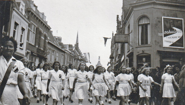 Vlugheid en Kracht Culemborg 1 mei 1947.jpg