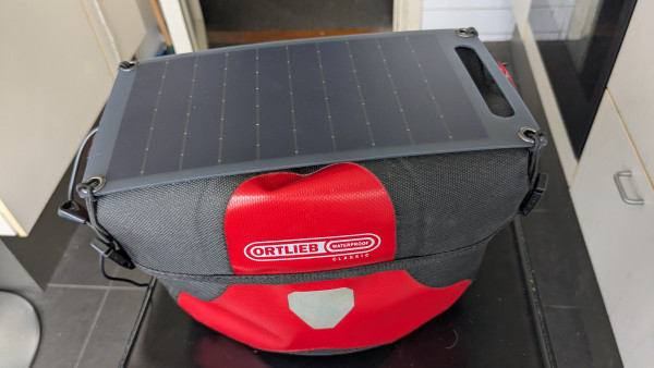 stuurtas zonnepaneeltje.jpg