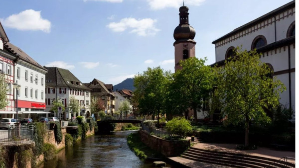 12-01-2026 Raadplaat.jpg