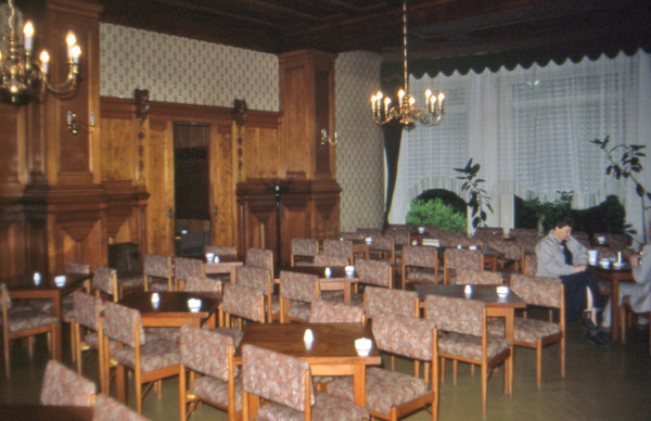 Speisesaal JH Leipzig-klein.jpg